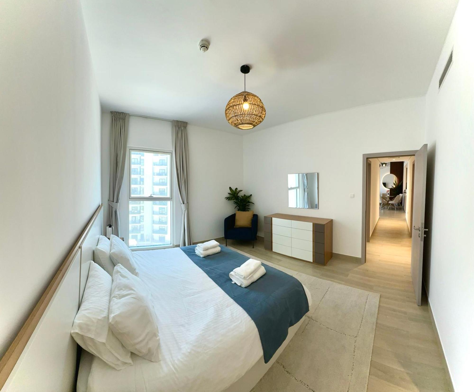 Stunning 2 Bedroom, 4beds In Yas Island ! 6 Guests *